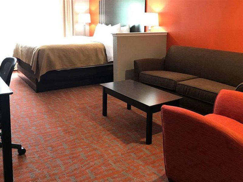 Hotel Quality & Northwest 3*