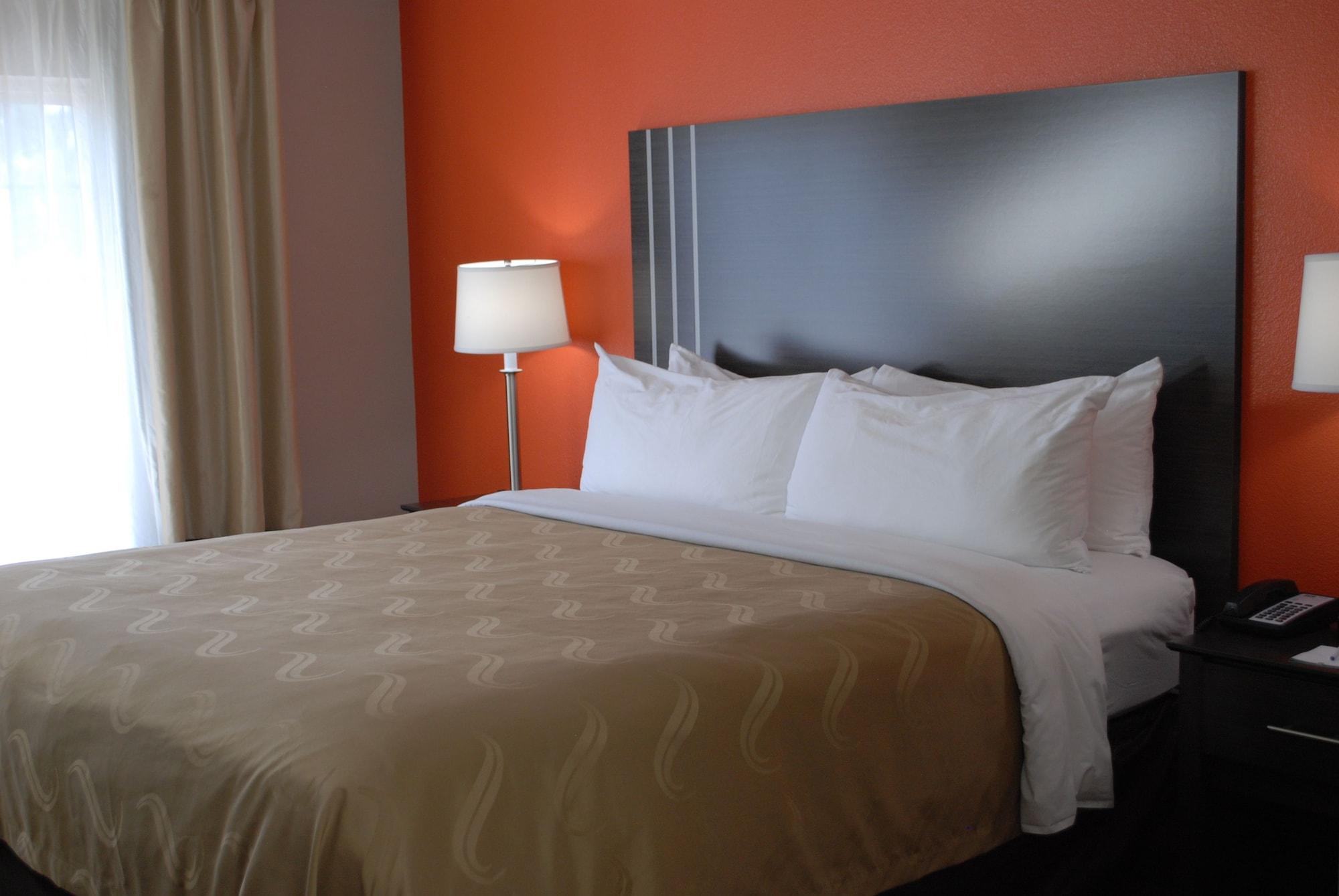 Quality & Northwest Hotel 3*