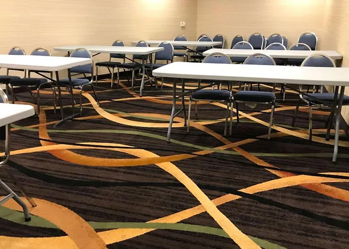 Quality Inn & Suites Fresno Northwest