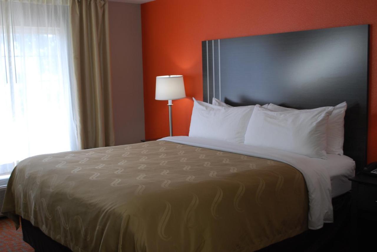 Hotel Quality & Northwest 3*